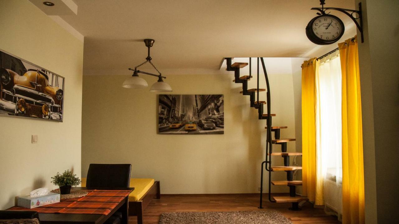 Velvet Lazienki Park Varşovia Exterior foto